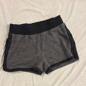 Lululemon size 6 womens Gray and Black Casual Shorts